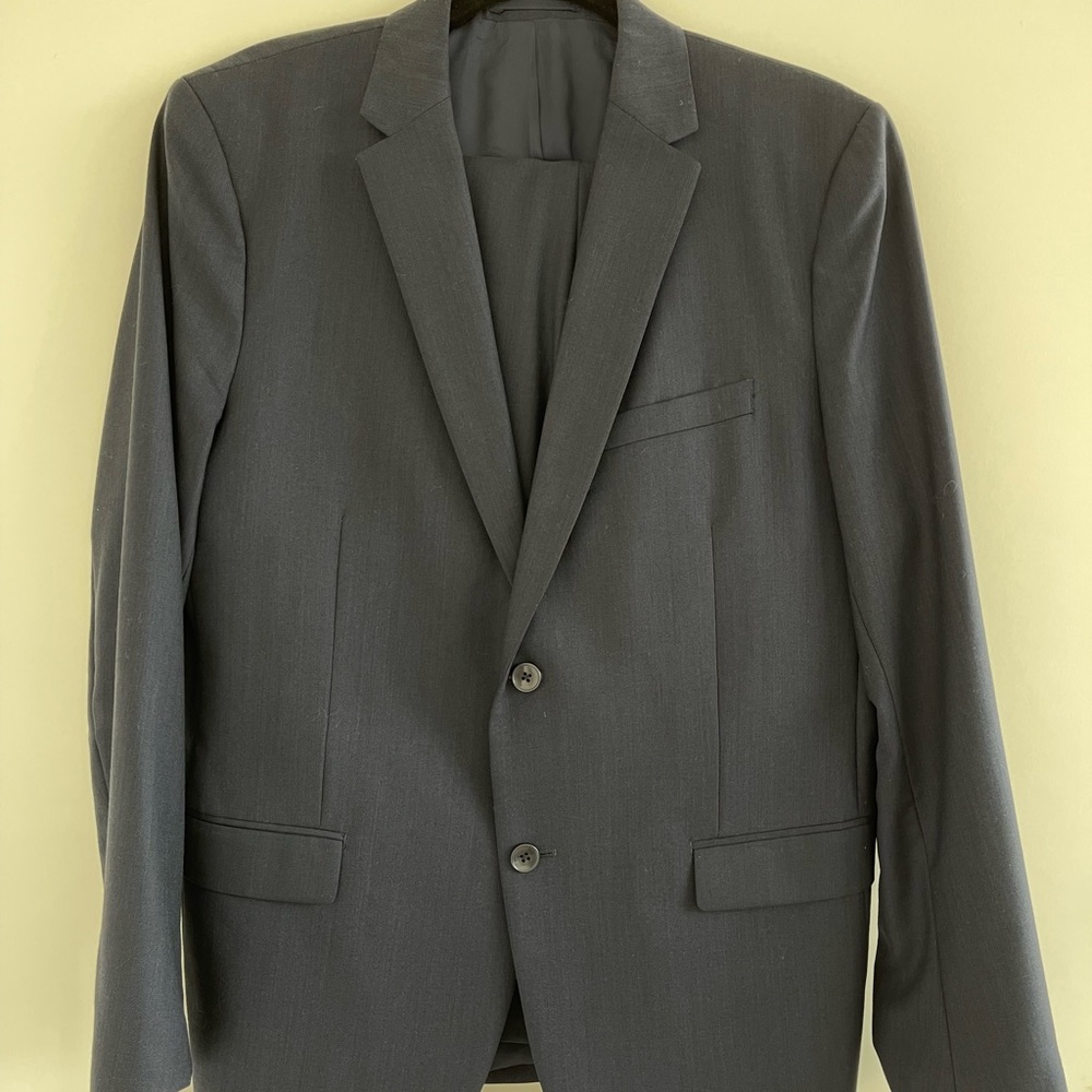 Theory suit